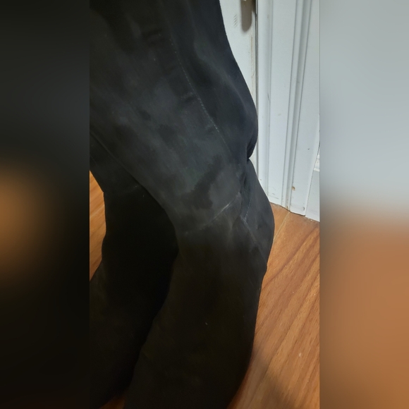 Karl Lagerfeld Paris Black Suede Knee-High Boots - Picture 3 of 8